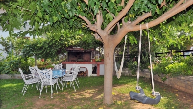 Home with garden in Flogita beach, Chalkidiki