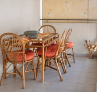 Lovely home apt with private parking next to Metro, Athens