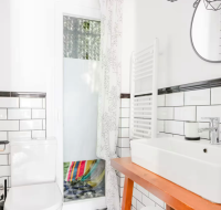 Nat's place: Friends & Family, Thessaloniki