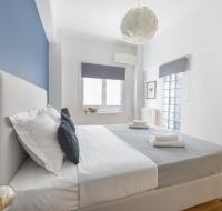 Spacious & bright 2bdr apt in hip Pangrati