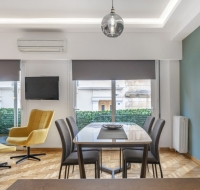 Spacious & bright 2bdr apt in hip Pangrati