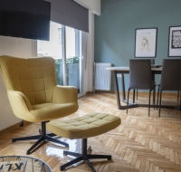 Spacious & bright 2bdr apt in hip Pangrati